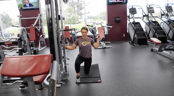 One arm cable pulldowns