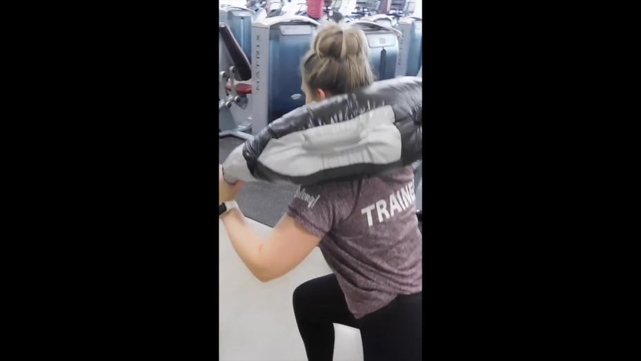 Walking Bulgarian Bag Lunges-thumb-1